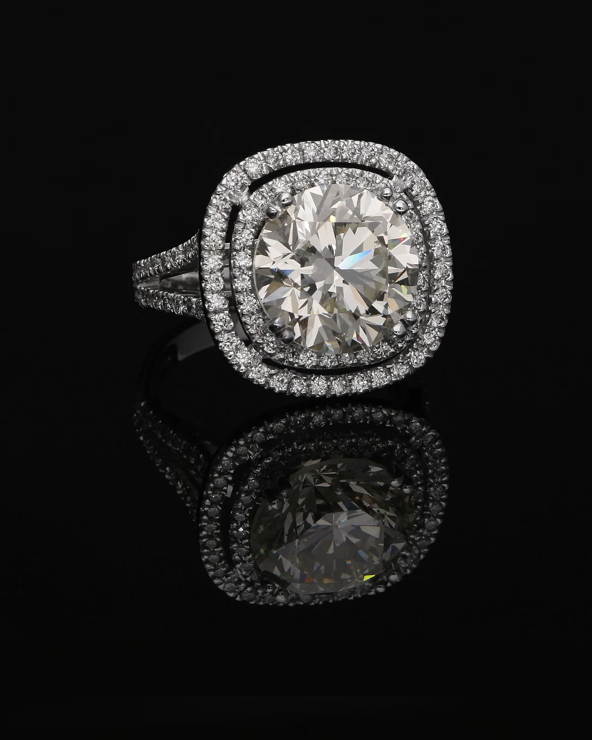CUSHION CUT DOUBLE HALO by TEJORI Gems