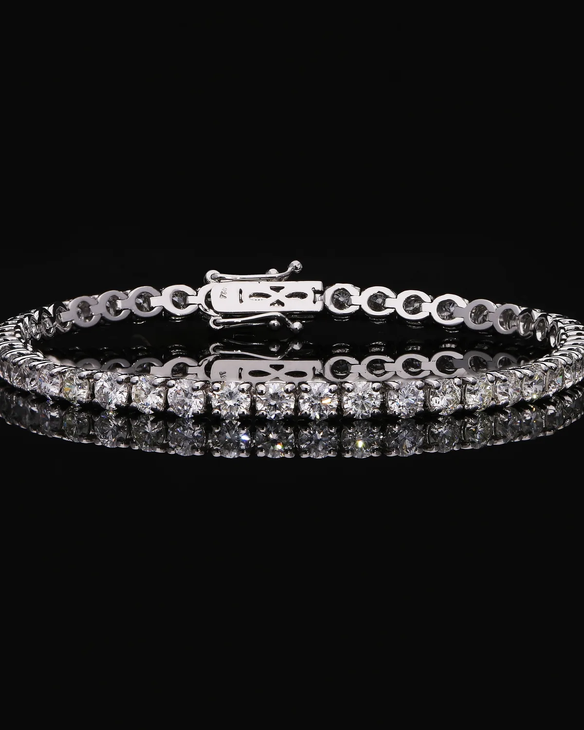 ROUND BRILLIANT TENNIS BRACELET by TEJORI Gems