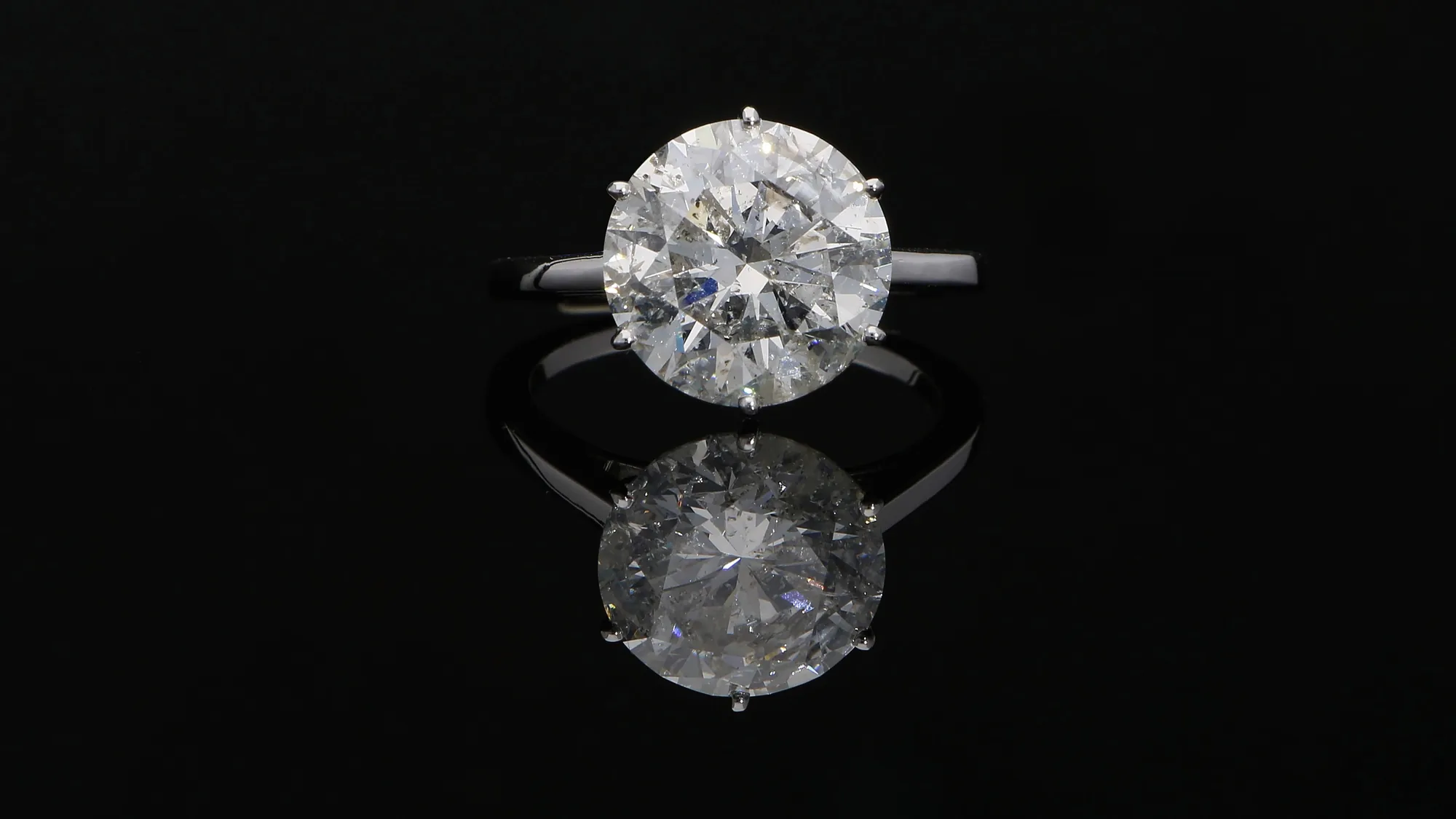 Engagement at TEJORI Gems, Dubai